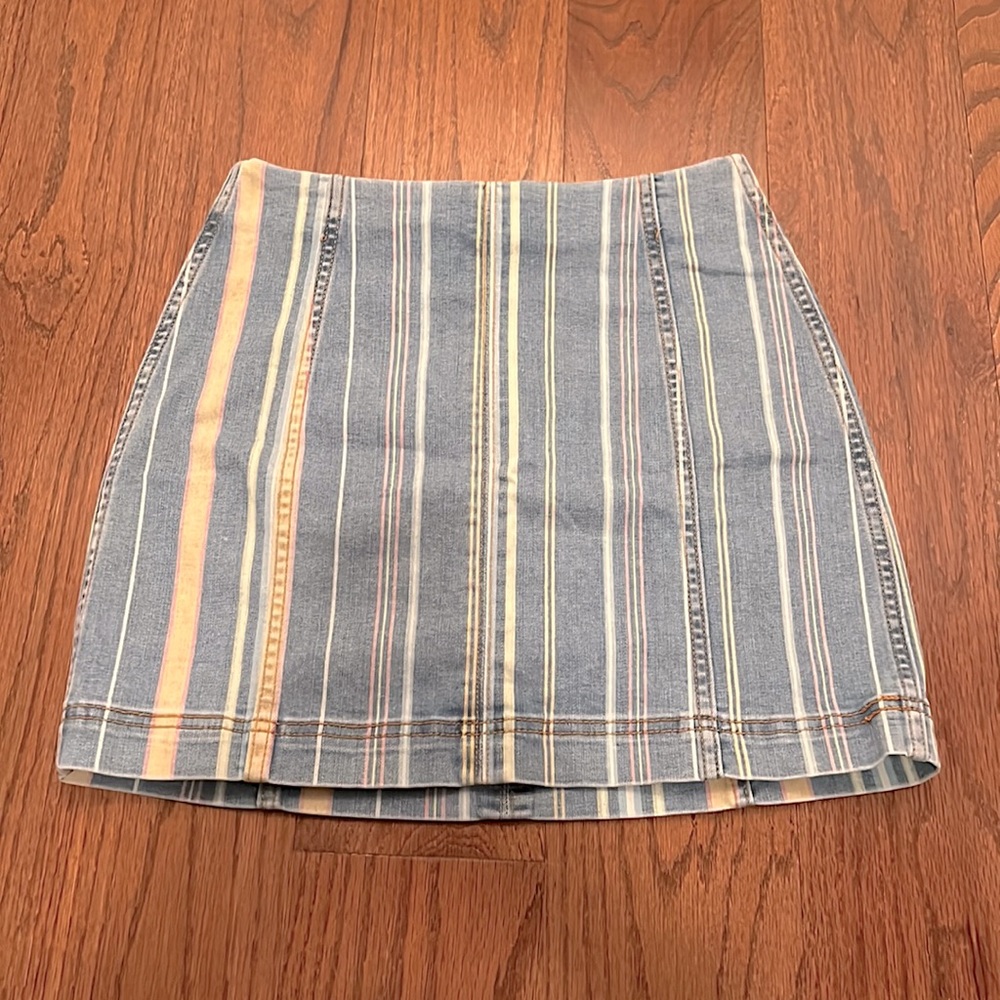 Striped denim stretchy jean skirt size 2